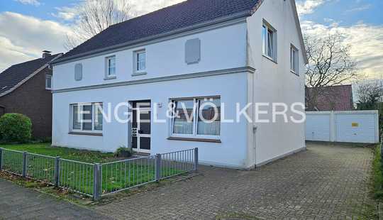 Bild von Haus mit 3 Wohnungen - Potenzial für Kapitalanleger oder Eigennutzer