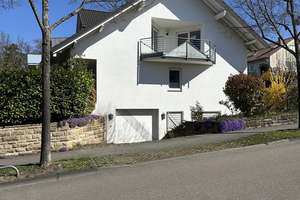 Wunderschöne Dachgeschoss-Wohnung im 1. OG – Die vollständige Adresse der Immobilie erhältst du vom Anbieter., 74074 Heilbronn, Heilbronn – Vorschaubild 2