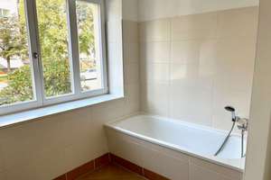 Großzügige 2-Zimmer-Wohnung mit riesigem Balkon + Einbauküche – Die vollständige Adresse der Immobilie erhältst du vom Anbieter., 1277 Seidnitz/Dobritz, Dresden – Vorschaubild 9
