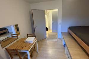 Gepflegtes und möbliertes 1,5-Zimmer-Appartement mit Balkon in Uni-Nähe