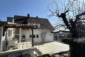 Wohnhaus in einzigartiger Hanglage mit Vogesenblick auf großes Grundstück und ca. 375m² Wohn/Nutzfl. – Emmendingen (Kreis) – Vorschaubild 9