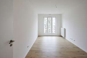 3-Zimmer-Wohnung mit WBS größer140-180 – Liebenwalder Str. 21, 13055 Alt-Hohenschönhausen, Berlin – Vorschaubild 4