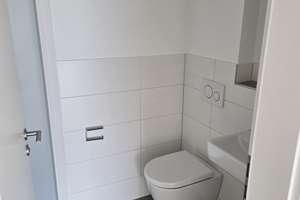 Exklusive Dachgeschosswohnung mit traumhaftem Blick ins Grüne – modernes Wohnen in Heilbronn-Franken – Leisbrunnenstrasse 14, 74078 Frankenbach, Heilbronn – Vorschaubild 16