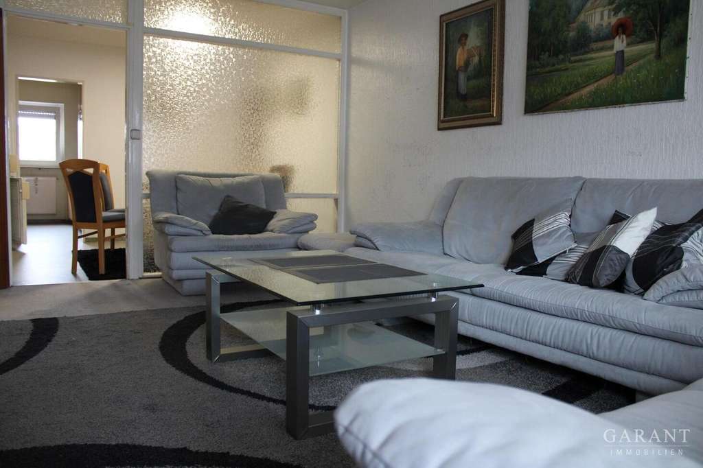 Immobilie in Lauffen am Neckar - Investieren in Betongold - 3 Zimmer-Wohnung mit Balkon und Außenstellplatz sucht neuen Investor! - Bild 0