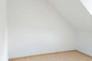 2 Zimmer WE im 3. OG - hell, gut geschnitten Top-Zustand – Conrad Clauß Straße 20, 9337 Hohenstein-Ernstthal – Vorschaubild 6