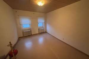 Modernes Einfamilienhaus in ehemaliger Scheune und separates Wohngebäude in Ebringen zum Verkauf – Die vollständige Adresse der Immobilie erhältst du vom Anbieter., 79285 Ebringen – Vorschaubild 33