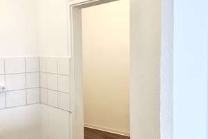 Interessant geschnittene 3-Zimmer-Wohnung! (WBS) – Albertstr. 16, 1097 Innere Neustadt, Dresden – Vorschaubild 8
