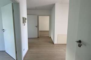 3 Zimmer Wohnung und alles dabei: tolle Lage, Parkplatz, Balkon und ein guter Grundriss – Die vollständige Adresse der Immobilie erhältst du vom Anbieter., 65193 Nordost, Wiesbaden – Vorschaubild 8