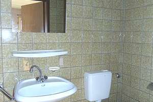 Platz für Visionen: Ihr Modernisierungs- oder Sanierungprojekt auf einem Filetgrundstück! – Die vollständige Adresse der Immobilie erhältst du vom Anbieter., 50181 Bedburg – Vorschaubild 4