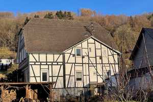 / Sonnig zentral in Kirchveischede – Olpe (Kreis) – Vorschaubild 3