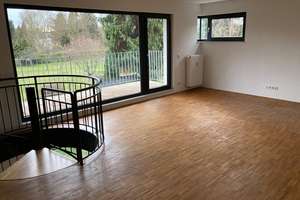 Stilvolle, neuwertige 4‑Zimmer Wohnung mit Südbalkon u. Garten mit Südterrasse  in DA-Eberstadt – Die vollständige Adresse der Immobilie erhältst du vom Anbieter., 64297 Eberstadt, Darmstadt – Vorschaubild 3