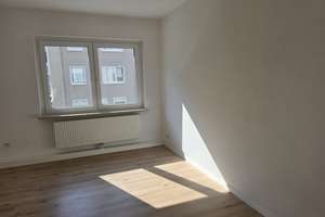 Helles, kleines Apartment,   2 ZKB , komplett saniert nahe Hafenwelten zu vermieten! – Sonnenstr. 2-4, 27568 Mitte, Bremerhaven – Vorschaubild 5