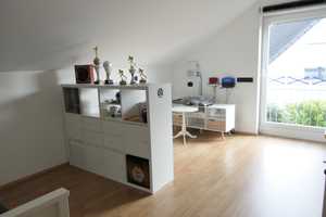 Modernes, innovatives, freistehendes Einfamilienhaus mit Frisch-Luft-Heizsystem und Solaranlage – Solingen – Vorschaubild 16