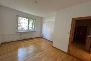 Bezugsfrei im Grünen mit Balkon und zentral in Lankwitz – Schulstr. 7, 12247 Lankwitz, Berlin – Vorschaubild 5