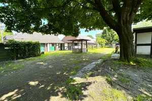 Ländlicher Vierkanthof mit Nebengebäuden und Weiden – Viersen (Kreis) – Vorschaubild 15