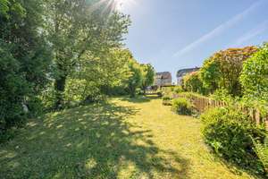 Vielseitiges Dreifamilienhaus mit großem Grundstück und 4 Garagen – Die vollständige Adresse der Immobilie erhältst du vom Anbieter., 44575 Castrop-Rauxel – Vorschaubild 5