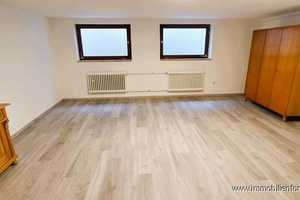 Gepflegtes, großzügiges Reihenhaus, mit außergewöhnlichem Esszimmer in ruhiger Ortslage! – München – Vorschaubild 12