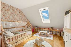 Familientraum auf zwei Ebenen: Großzügiges Wohnen mit eigenem Garten und Pool – 58093 Mittelstadt, Hagen – Vorschaubild 23
