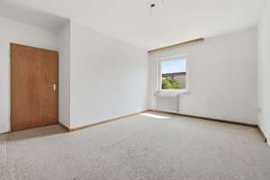 Gut aufgeteilter Bungalow in Köln-Stammheim – Wohnen in unmittelbarer Rheinlage – Die vollständige Adresse der Immobilie erhältst du vom Anbieter., 51061 Stammheim, Köln – Vorschaubild 14