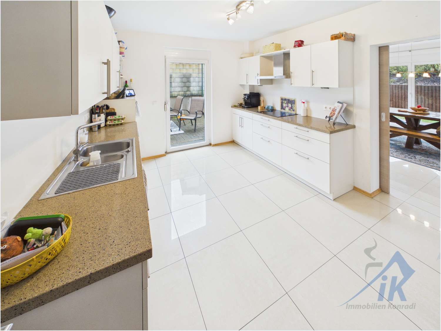 Immobilie in Weilerbach - IK | Weilerbach: Komfortables Wohnen auf höchstem Niveau – Haus mit Aufzug & barrierefreiem Konzept - Bild 4