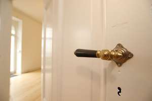 Liebevoll sanierte 4-Zimmer-Wohnung im denkmalgeschützten Stilaltbau – Sandbergstr 54, 64285 Bessungen, Darmstadt – Vorschaubild 10