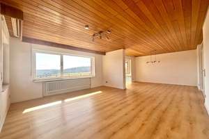 Modernisierte Wohnung mit Haus-in-Haus-Charakter und traumhaftem Talblick – Die vollständige Adresse der Immobilie erhältst du vom Anbieter., 71093 Weil im Schönbuch – Vorschaubild 2