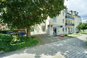 Elbnahe Wohnung 
mit Süd-Balkon und KFZ-Stellplatz – 1279 Tolkewitz/Seidnitz-Nord, Dresden – Vorschaubild 2