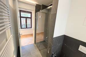 Wohnen mit Stil! + Erstbezug + Balkon + Parkett + Fußbodenheizung + Wanne & Dusche + LED-Licht – Die vollständige Adresse der Immobilie erhältst du vom Anbieter., 4177 Lindenau, Leipzig – Vorschaubild 4