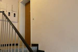 ***Schöne 2-Zimmer-Dachgeschosswohnung in Köln-Holweide*** – Schwabstraße 9, 51063 Holweide, Köln – Vorschaubild 11