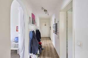 Lichtdurchflutete moderne 5-Zimmer-Eigentumswohnung mit Loggia in schöner Wohnlage von Westhoven – Die vollständige Adresse der Immobilie erhältst du vom Anbieter., 51149 Ensen, Köln – Vorschaubild 7