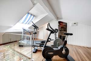 PREISREDUZIERUNG Sonnenlage, Villa auf parkähnlichem Grundstück, Pool, Solar, von Privat – Die vollständige Adresse der Immobilie erhältst du vom Anbieter., 82031 Grünwald – Vorschaubild 30
