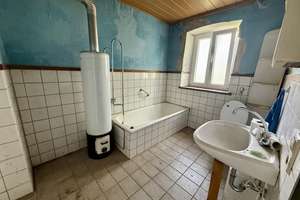 Ihr neuer Bauernhof in Bachhagel! Einfamilienhaus mit Nebengebäuden u. großem Grundstück! – Rosenstraße 10, 89429 Bachhagel – Vorschaubild 15