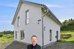 A+  21kWh/(m²•a) familienfreundliches Niedrigenergiehaus in Elbach – Die vollständige Adresse der Immobilie erhältst du vom Anbieter., 51647 Gummersbach – Vorschaubild 1