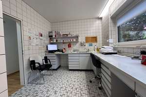 Repräsentative Immobilie:vermietete Praxis und großzügige Wohnung auf 2 Etagen.Sauna,Pool,Balkone – Die vollständige Adresse der Immobilie erhältst du vom Anbieter., 38350 Helmstedt – Vorschaubild 29