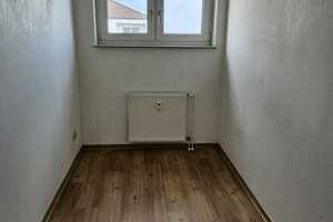Für Selbermacher-  3 Zimmer-Wohnung mit extra Zimmer in Reislingen S/W – V.-Droste-Hülshoff-Str. 43, 38446 Wolfsburg – Vorschaubild 11