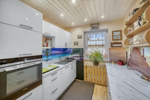 Attraktives Reihenmittelhaus in München-Aubing – Ihr neues Zuhause mit Wintergarten & Raumwunder – Die vollständige Adresse der Immobilie erhältst du vom Anbieter., 81249 Aubing-Süd, München – Vorschaubild 5