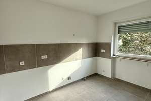 Lichtdurchflutete und geräumige 4-Zimmer-Wohnung  – Durlacher Straße 21, 68219 Rheinau, Mannheim – Vorschaubild 4