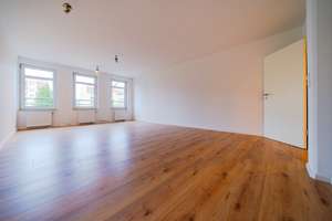 Große 5-RW*WG geeignet* EBK* 2 Bäder mit Dusche und WC* Balkon* Fahrstuhl* zentrale Lage* Top* – Schäferstraße 64, 1067 Friedrichstadt, Dresden – Vorschaubild 14