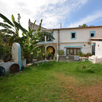 Authentisches, freistehendes mallorquinisches Haus auf einem 861 m² großen Grundstück