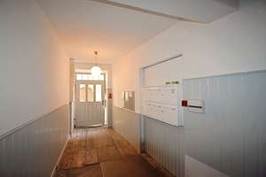 Charmante  und stilvoll ausgestattete 2-Zimmer-Stadtwohnung mit Balkon in begehrter Citylage – Die vollständige Adresse der Immobilie erhältst du vom Anbieter., 78462 Altstadt, Konstanz – Vorschaubild 3