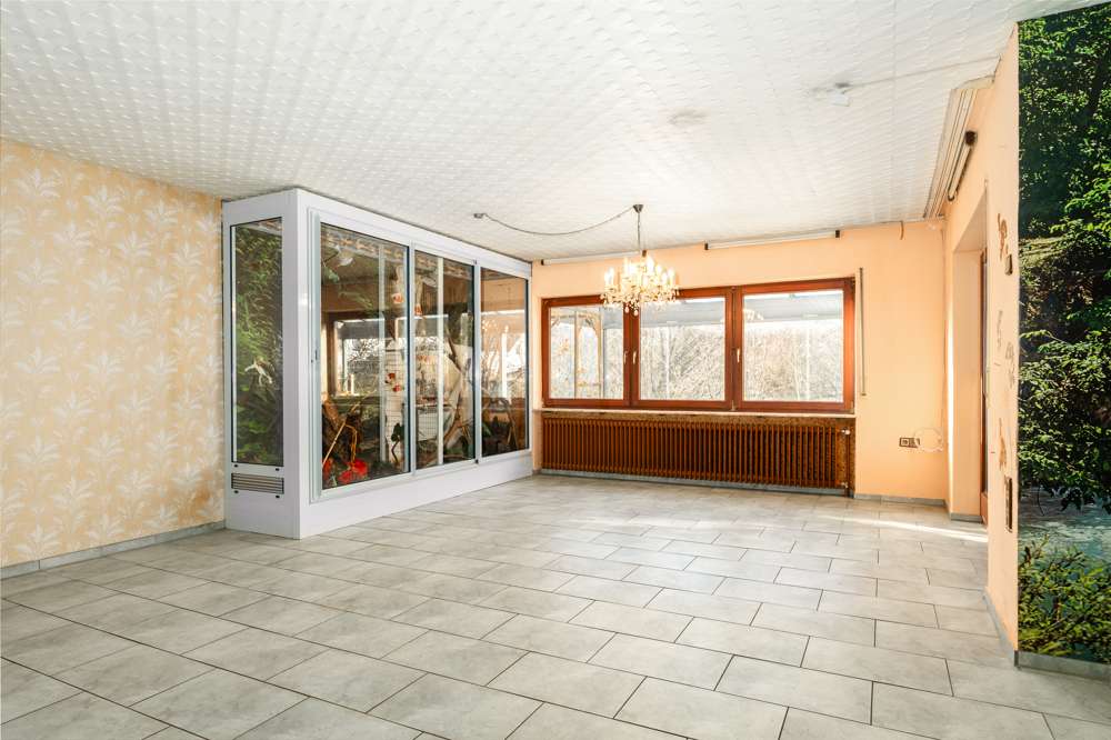 Immobilie in Burgthann - Charmantes Wohnensemble mit Potenzial – Zweifamilienhaus für Ihre individuellen Modernisierungswünsc - Bild 6