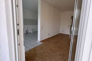 Helle 3-Zimmer-Wohnung mit schöner Aufteilung, Balkon und Stellplatz. Sofort Frei! – Lutherstraße 9, 52134 Herzogenrath – Vorschaubild 2