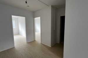 Große 3-Zimmer-Wohnung in guter Lage – Stichstraße 12, 13597 Berlin – Vorschaubild 11