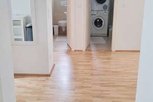 Geräumige 4-Zimmer-Wohnung mit Balkon und Terrasse und Gartenanteil am Olympiapark – 80809 Am Luitpoldpark, München – Vorschaubild 10
