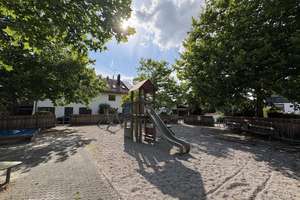 Familienglück beginnt vor der Haustür