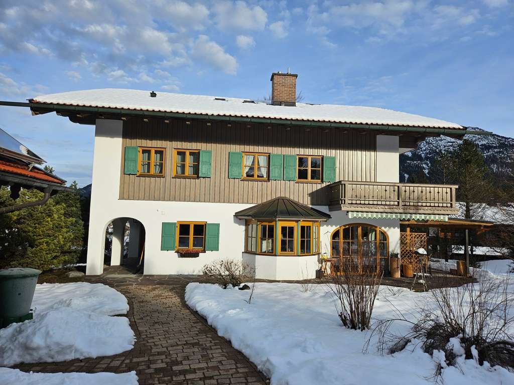 Immobilie in Krün - 2-Zimmer Wohnung mit Balkon und Garage in Krün - Bild 1