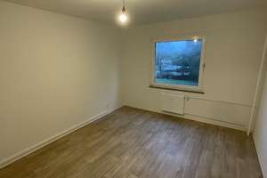Sanierte 2 zimmer Wohnung im Herzen von Mettenhof. – Fünenweg 2, 24109 Mettenhof, Kiel – Vorschaubild 2