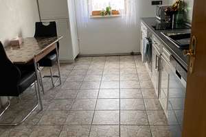 Viel Platz auch für 2 Familien in freistehenden Haus in guter Lage – Die vollständige Adresse der Immobilie erhältst du vom Anbieter., 83026 Happing, Rosenheim – Vorschaubild 12