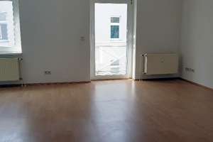 Helle 2-Zimmer-Altbauwohnung mit Balkon in bester Lage von Stadtfeld Ost! – Wilhelm-Külz-Straße 13, 39108 Stadtfeld Ost, Magdeburg – Vorschaubild 4