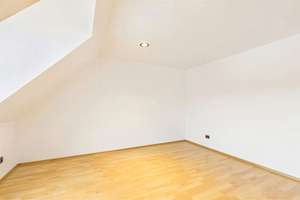 HEGERICH: Wärmepumpe beschlossen – vermietete 2-Zimmer-DG-Wohnung – Die vollständige Adresse der Immobilie erhältst du vom Anbieter., 80689 Sankt Ulrich, München – Vorschaubild 4